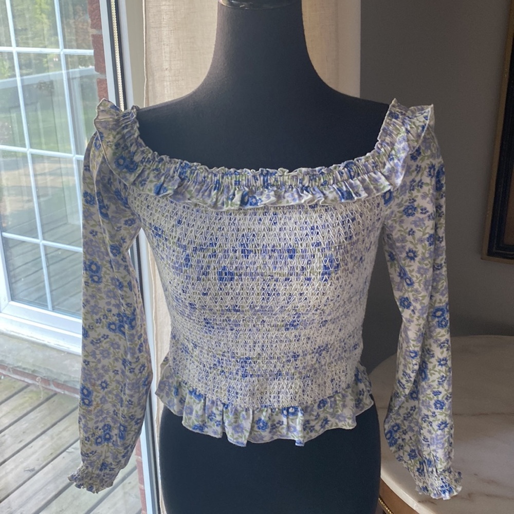 INTERMIX FLORAL BLOUSE SMOCK DETAIL - Picture 3 of 12